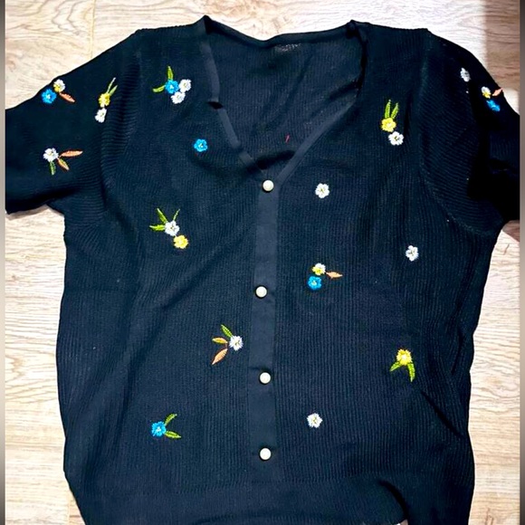 Knit short sleeve cardigan sweater top L - Picture 2 of 3